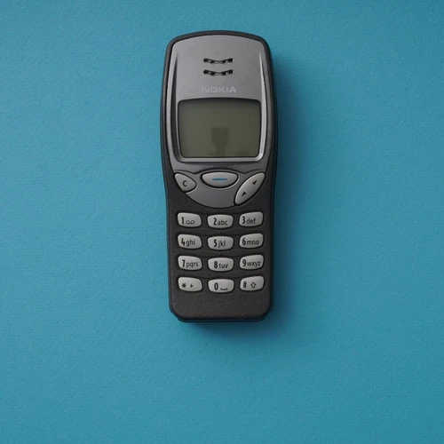 Nokia-3210-5