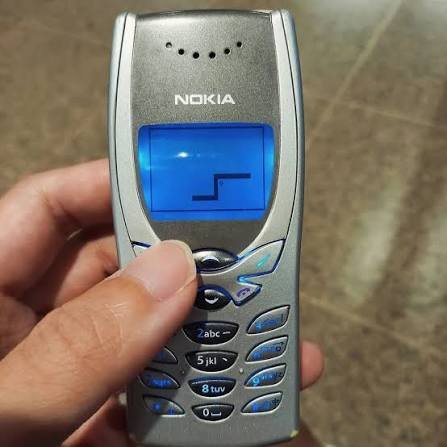 Nokia-8250-6